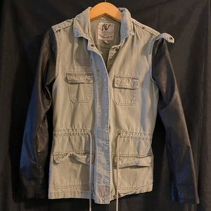 Women’s Small Nevada Button Up Jacket